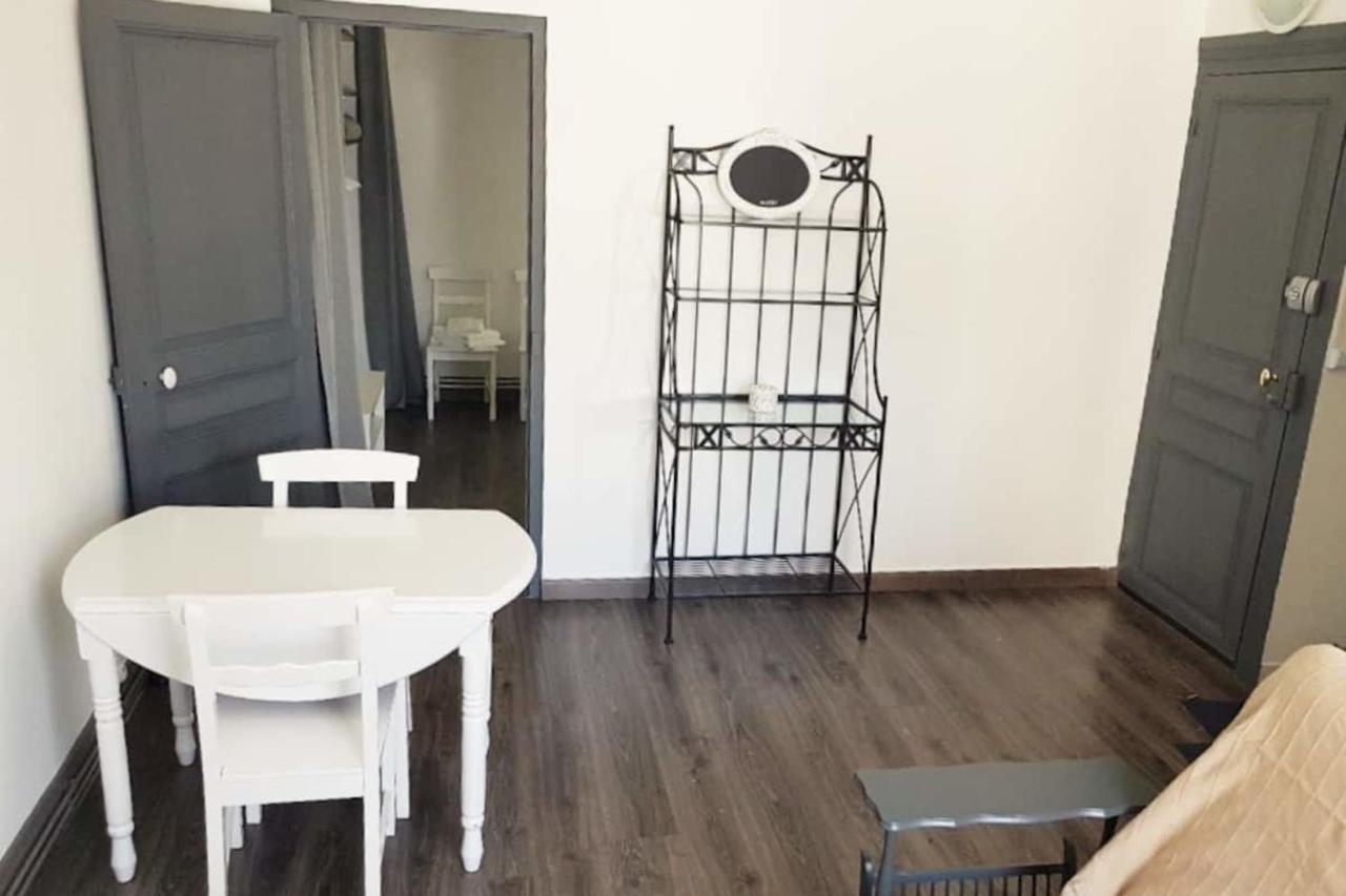 Ferienwohnung Charmant Type 2 Proche Gare Tours Exterior foto
